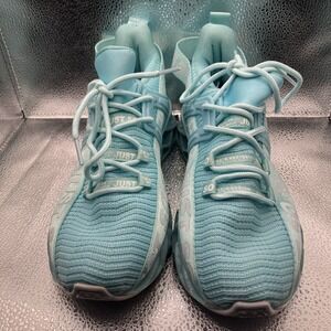 JUST SO SO LIGHT BLUE SHOES RUNNING WOMEN'S SZ 8.5/39